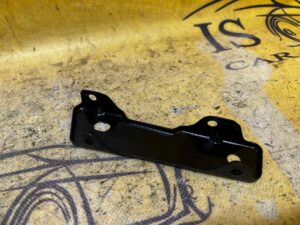 UCHWYT WSPORNIK MOCOWANIE PORSCHE CAYENNE II 7P5