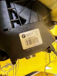 ZAMEK DOCIĄG KLAPY BAGAŻNIKA TYŁ BMW G30 F90