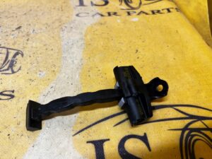 OGRANICZNIK ODBÓJ DRZWI TYŁ PRAWY TESLA MODEL 3 PRZEDLIFT