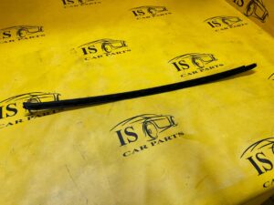 LISTWA ZGARNIAJĄCA SZYBY PRZÓD LEWY LEWA BMW X6 F16