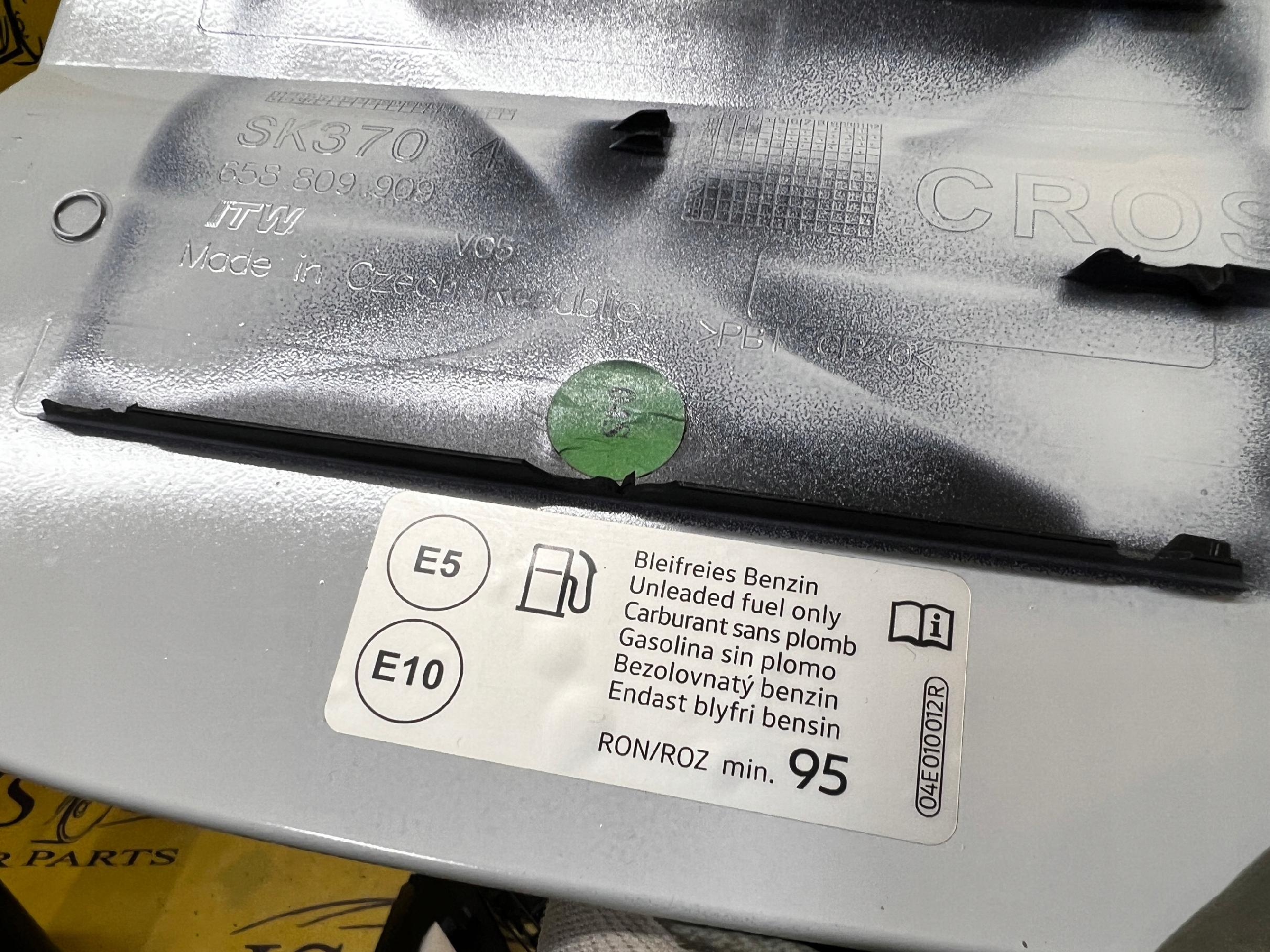 KLAPKA WLEWU PALIWA SKODA SCALA