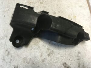 ŚLIZG ZDERZAKA PRAWY TYŁ PEUGEOT 308 T9 9677934580