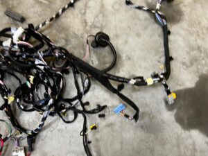 WIĄZKA WNĘTRZA ŚCIANY GRODZIOWEJ DACIA SANDERO III 1.0 TCE LPG ECO-G