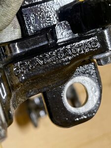 ZAWIASY DRZWI LEWY RANGE ROVER VOGUE L405