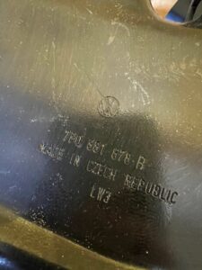 WSPORNIK UCHWYT MOCOWANIE FOTELA PRAWE PORSCHE CAYENNE II 7P5 LIFT 92A