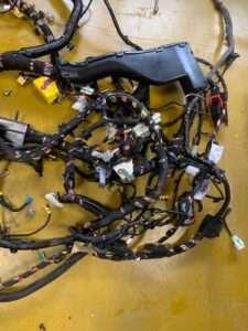 WIĄZKA INSTALACJA BEZPIECZNIKI INFINITI Q30 1.5 D