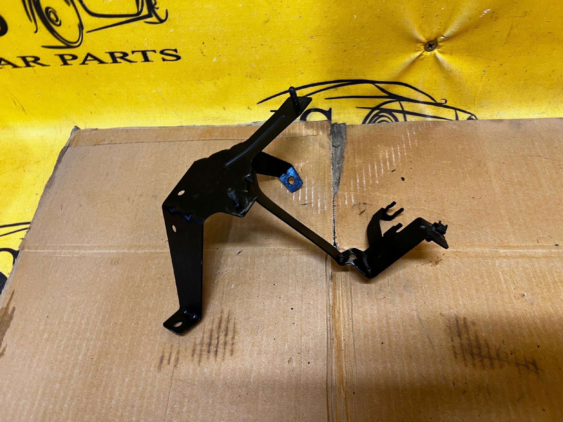 WSPORNIK UCHWYT MOCOWANIE PORSCHE CAYENNE II 7P5 LIFT 92A