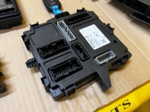 ZESTAW STARTOWY ECU BSI BCM DACIA SANDERO STEPWAY III 2023R 1.0 TCE