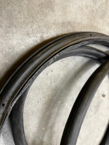 USZCZELKA MASKI KOMORY SILNIKA AUDI A8 D4 4H