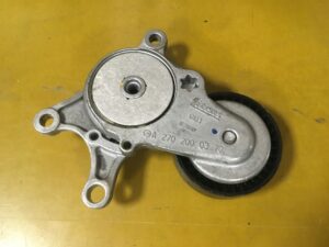 ROLKA NAPINACZA INFINITI Q30 MERCEDES 1.6 2.0 NOWA