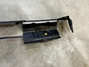 KIEROWNICA KANAŁ WLOT POWIETRZA GÓRNA GÓRNY AUDI SQ7 Q7 4M0