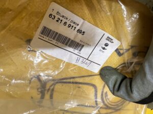 USZCZELKA LAMPY TYŁ TYLNEJ LEWY LEWA BMW E39 SEDAN NOWA OEM