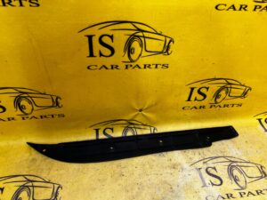 LISTWA OSŁONA BŁOTNIKA PRAWY PRZÓD PORSCHE CAYENNE II 7P5 LIFT 92A