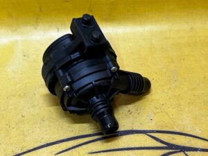 DODATKOWA POMPA WODY PŁYNU BMW F20 F30 NOWA OEM