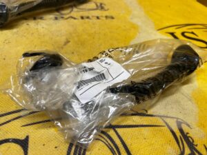 OSŁONA WIĄZKI PRZELOTKA KLAPY TYŁ BAGAŻNIKA BMW 3 E90 NOWA OEM