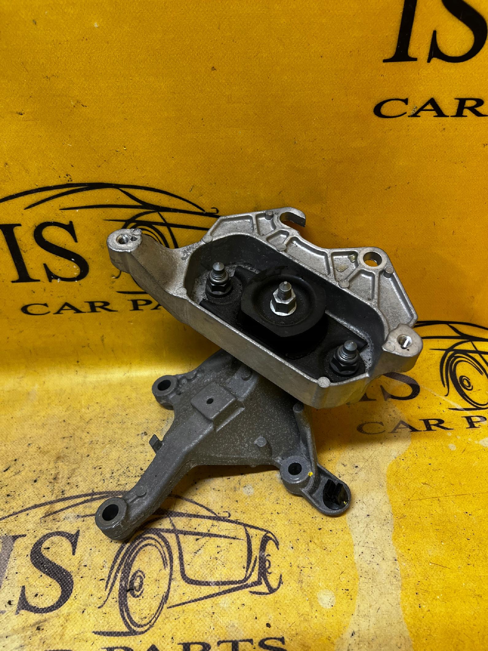 ŁAPA PODUSZKA SKRZYNI BIEGÓW DACIA SANDERO III 2021R