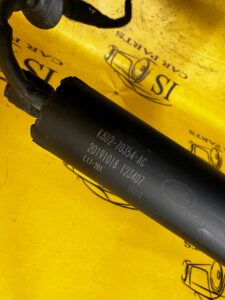 KOMPLET SIŁOWNIKI TELESKOPY KLAPY BAGAŻNIKA LR RANGE ROVER EVOQUE II L551