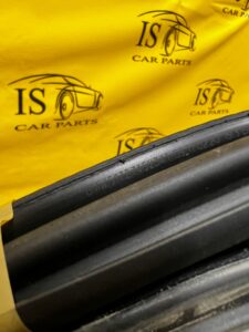 USZCZELKA KAROSERYJNA DRZWI PRZÓD BMW F40 1