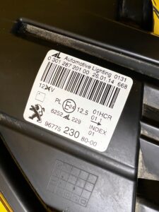 REFLEKTOR LAMPA PRZEDNIA PRZÓD LEWY LEWA PEUGEOT 308 II T9 EU