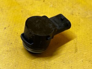 CZUJNIK PARKOWANIA PDC INFINITI Q30