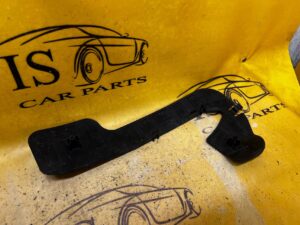 ŚLIZG MOCOWANIE ZDERZAKA RAMKA HALOGENU PRZÓD LEWY TESLA MODEL 3 PRZEDLIFT