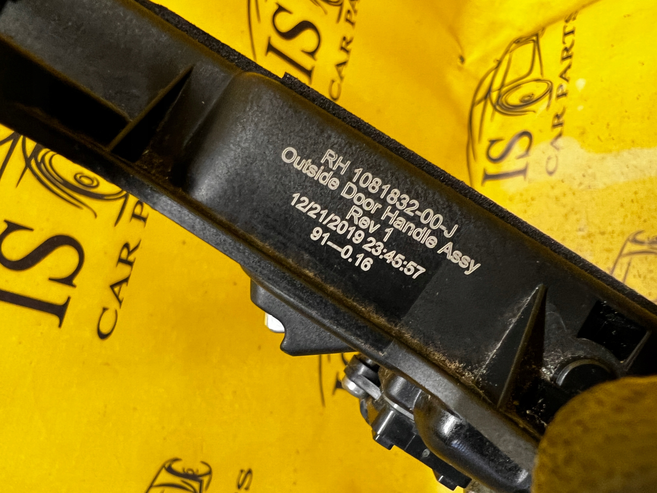 KLAMKA DRZWI TYŁ PRZÓD PRAWY PRAWA TESLA MODEL 3 PRZEDLIFT