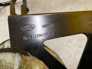 UCHWYT WSPORNIK MOCOWANIE STEROWNIKA SILNIKA LAND ROVER DISCOVERY 5 V L462