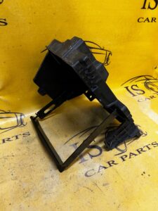 PODSTAWA MOCOWANIE AKUMULATORA FORD KUGA MK3