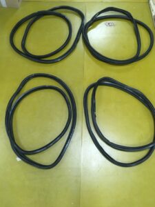 USZCZELKA PEUGEOT 3008 5008 II 17R 9813241180