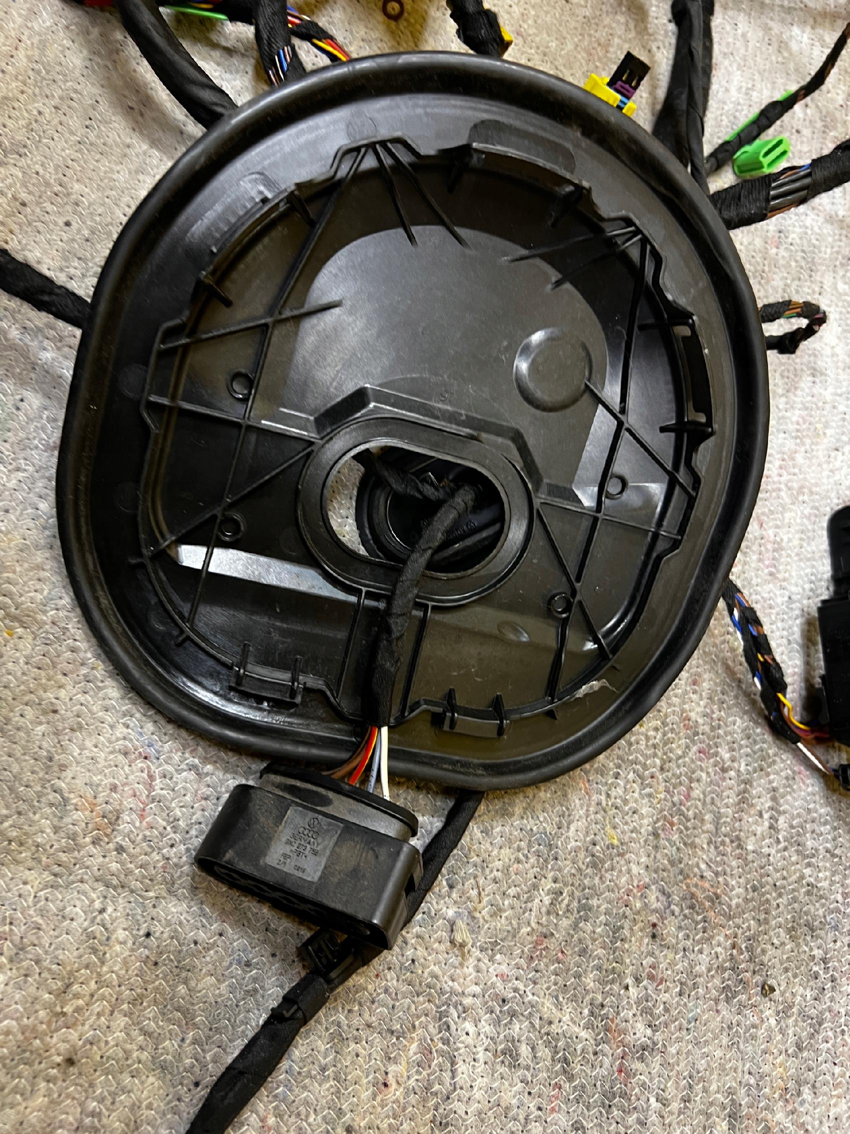 WIĄZKA INSTALACJA WNĘTRZA KABINY DESKI SKODA SCALA