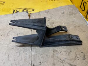 WSPORNIK MOCOWANIE POMPY HAMULCOWEJ ABS CHEVROLET CORVETTE C5 97-04