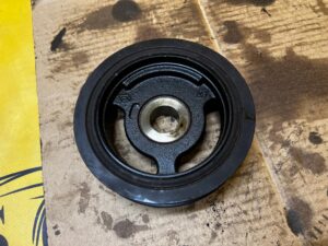 KOŁO PASOWE WAŁU KORBOWEGO RENAULT 0.9 TCE