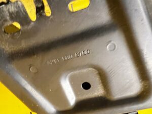 WZMOCNIENIE KOLUMNY NADKOLA TYŁ LEWE LEWY MERCEDES E-KLASA W213 KOMBI