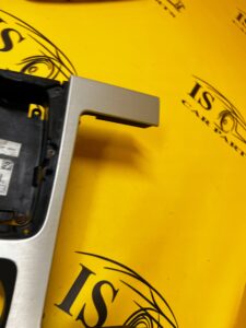 DEKOR RAMKA TUNELU ŚRODKOWEGO AUDI Q7 SQ7 4M0