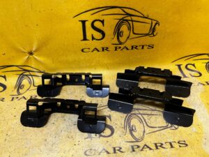 MOCOWANIE UCHWYTU PODSUFITKI RENAULT MEGANE IV