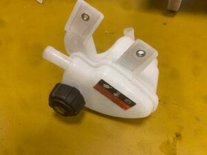 ZBIORNICZEK PŁYNU CHŁODNICZEGO NISSAN X-TRAIL T32