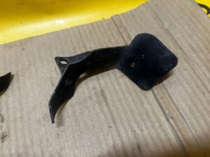 OSŁONA KANAŁ TARCZY HAMULCA PRAWA RR VOGUE L405