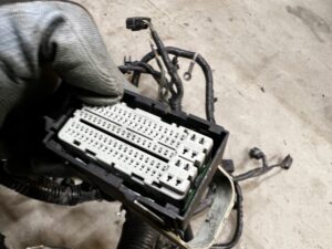 WIĄZKA INSTALACJA KOMORY SILNIKA FORD FUSION LIFT USA 2.0 ECOBOOST 2017R