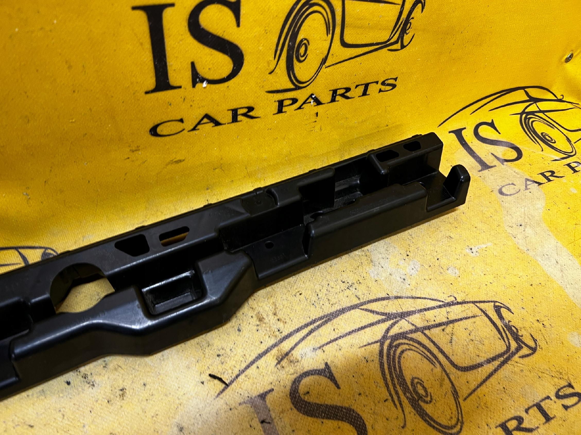 ŚLIZG WSPORNIK MOCOWANIE PROGU LEWY BMW 5 G30