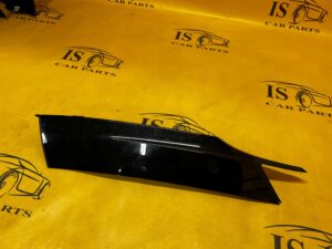 LISTWA NAROŻNIK SZYBY SŁUPKA TYŁ PRAWY LAND ROVER DISCOVERY 5 V L462