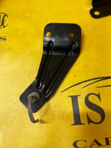 WSPORNIK BLACHA MOCOWANIE LAND ROVER DISCOVERY 5 V L462