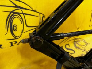 PODNOŚNIK LEWAREK FORD ESCAPE MK4