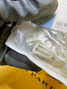 10 X UCHWYT IZOLACJI TERMICZNEJ BMW X3 G01 X4 G02 X5 F15 X6 F16 NOWE OEM