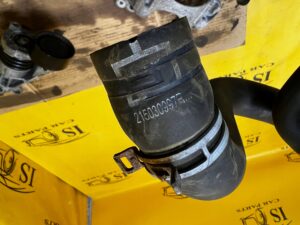 KOMPLET OBUDOWA TERMOSTATU RURKA PRZEWÓD WODY CHŁODZENIA RENAULT 0.9 TCE