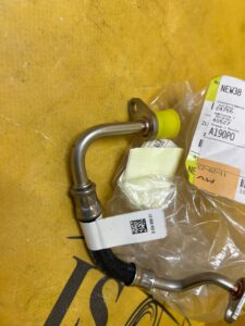 PRZEWÓD DOPŁYWU OLEJU TURBOSPRĘŻARKI BMW X3M F97 X4M F98 NOWY OEM