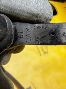 OGRANICZNIK DRZWI PRAWY LEWY PRZÓD PEUGEOT 308 II T9 EU