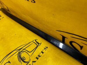 LISTWA USZCZELKA SZYBY CZOŁOWEJ PRZÓD LEWA BMW X6 E71