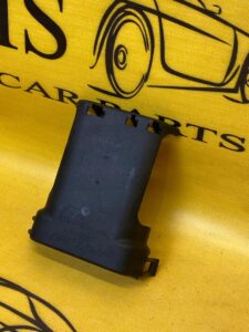 OSŁONA POKRYWA BEZPIECZNIKÓW PORSCHE 987 CAYMAN