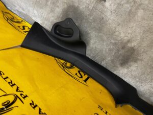 OSŁONA NAKŁADKA PROGU PRAWA VOLKSWAGEN T-ROC