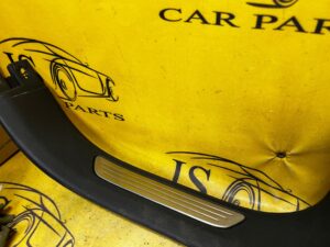 LISTWA OSŁONA POSZYCIE PROGU TYŁ LEWY PORSCHE CAYENNE II 7P5 GTS